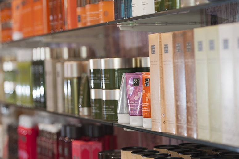 Pourvous-afb3 Pour Vous Parfumerie Stoop Uithoorn winkelcentrum Zijdelwaard